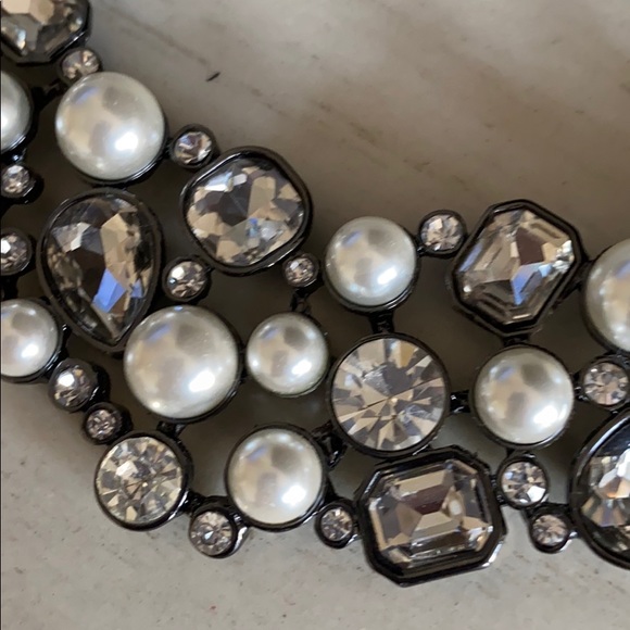 Pearl and Diamond Necklace - Picture 2 of 4